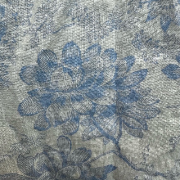 J. Jill Everyday Linen Button-Front Shirt 100% Linen Blue Floral Blouse Size XL - Picture 8 of 16